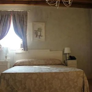 relais-mondotella.it-lombardy.com/