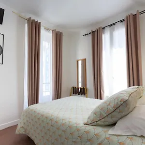 Hotel Ideal Paris