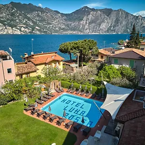 Ambienthotel Luna Rossa 3*, Malcesine Italien