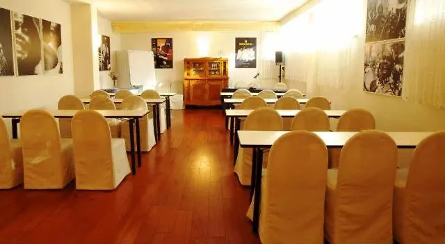 Deco Hotel 페루자 4*,  이탈리아